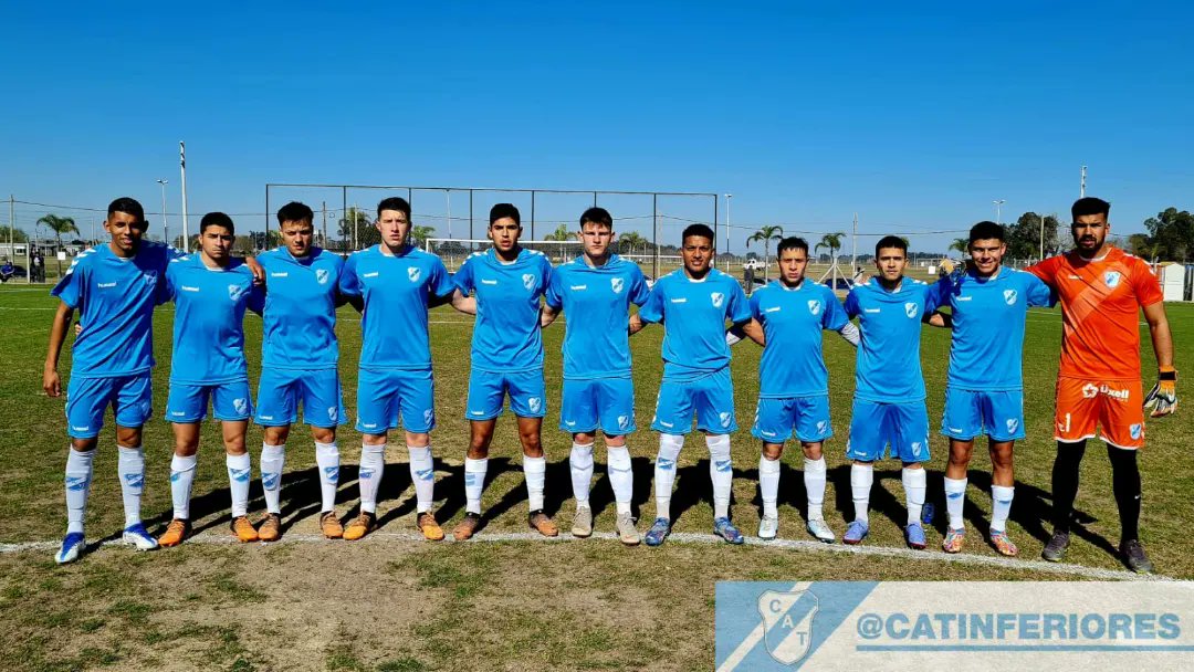 CATinferiores's tweet photo. Reserva. Tristan Suárez 0-1 Temperley. Gol: Bruno Cazanave, categoría 2004. Vamos los pibes!!! @SABADOGOL @TemperleyOK. https://t.co/u2fDrk6NFh