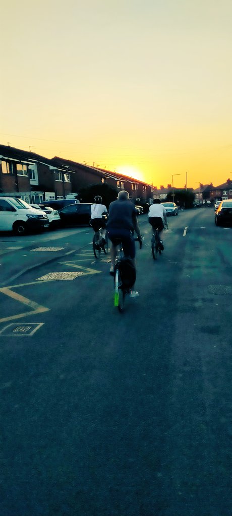 A great inaugural ride with @stationsouth cycling club 
Looking forward to many more