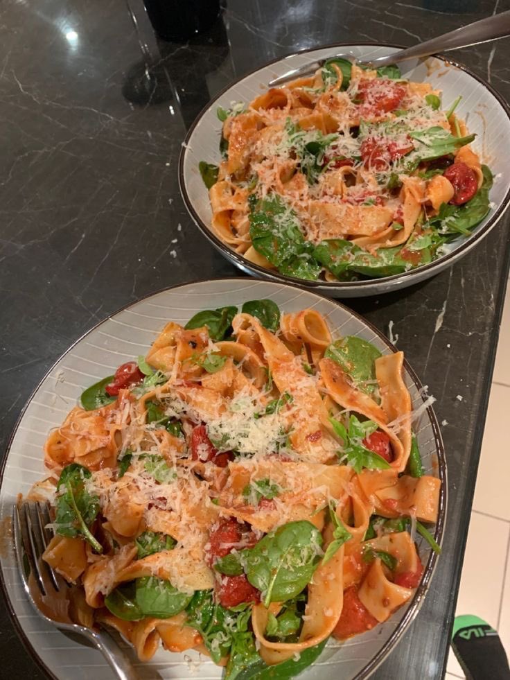 At home dinner dates🍝