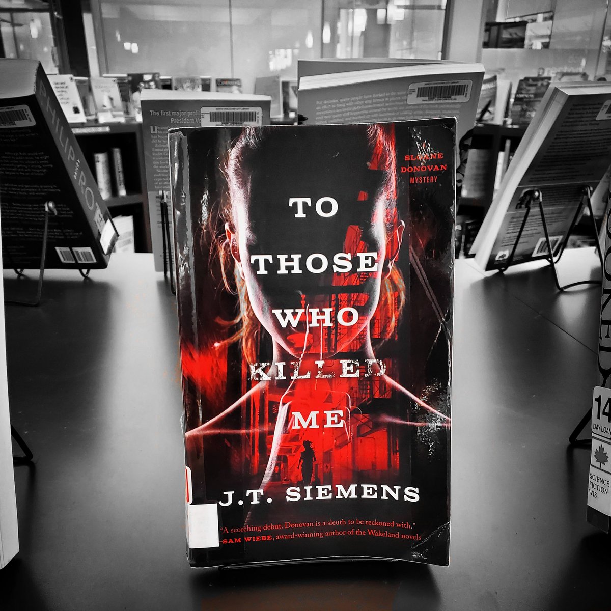 Outstanding and well-thumbed through in the City of North Vancouver Library!
📖
#northvancouver
#WritingCommunity 
#debutnovel
#CrimeFiction 
#localauthors
#VancouverNoir
#ToThoseWhoKilledMe
@JEREMYSIEMENS 
@NeWestPress 
@NorthVanCityLib