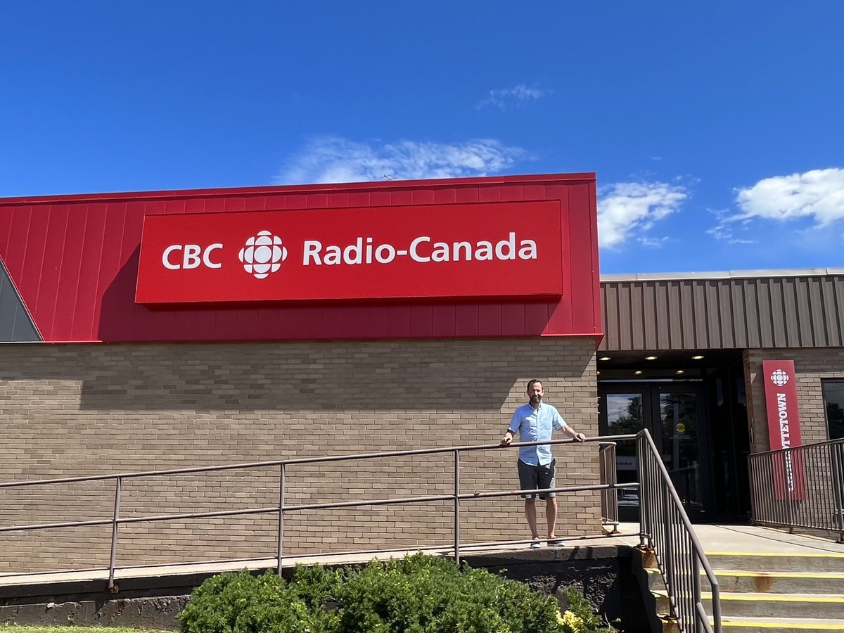 GregKisser's tweet photo. I stopped by the @CBCPEI station today and they rolled out the red carpet. Great to see everyone in person! #IslandLife #Compass #PEI https://t.co/rmqKK0hAXC