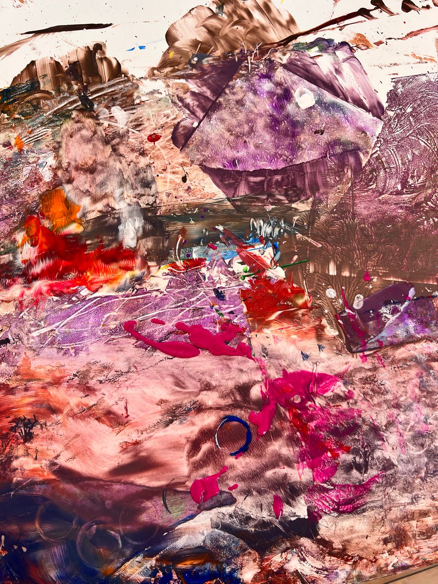 LCharleyDesigns's tweet photo. I had an incredible day today creating some abstract art pieces and talking about fashion design! We had some fab rainbow clothing ideas! Thanks to @Therabbits21 for asking me to come run a #Fuelled workshop! 
It was a lovely day with some incredible colours and artwork! https://t.co/4hNsBZPghe