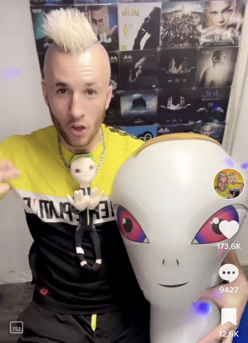 LaPvlga's tweet photo. Cet homme hante mes nuits j’en peux plus sérieux mdrrrrr https://t.co/HnNwsWxwaM