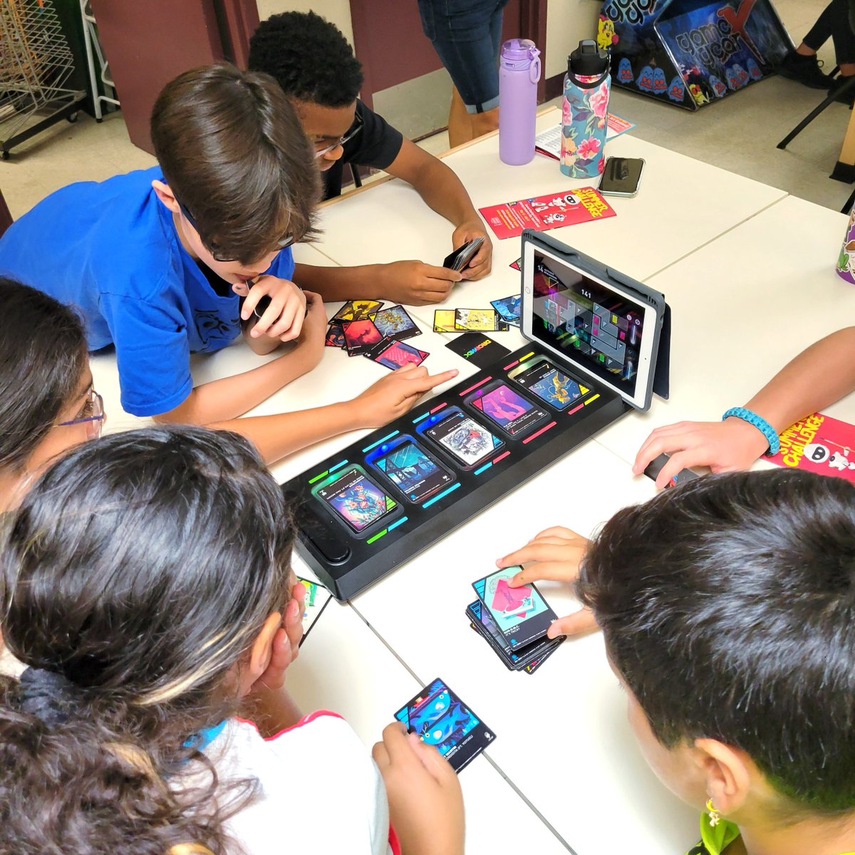 LVCCLD's tweet photo. Our #Outreach team had such a great time at @DesertBreezeCC as part of our partnership with @ClarkCountyNV Parks & Recreation. Tweens & teens participated in the #MarshmallowChallenge and experimented with #Ozobots, #iRobotCoding, and #DropMix. https://t.co/ejtBf6td9h. https://t.co/WmsyDV6NRo