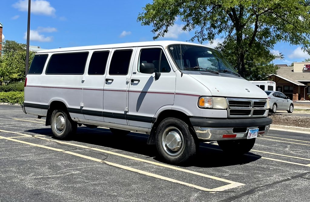 Car_Guy_Tom's tweet photo. A #Carspotter find for the @itsvantime crowd. #RamVan #Dodge #BigVan https://t.co/lUMrkDUCBy