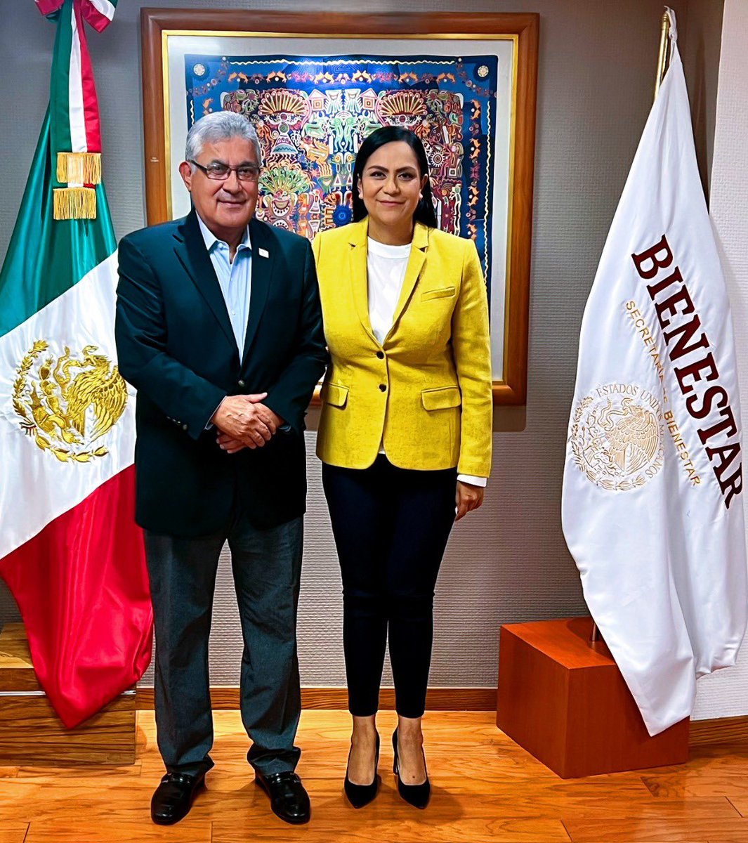 #SNTE
Mejores condiciones para los jubilados del <a href="/SnteNacional/">SNTE Nacional</a> y certeza para los trabajadores en activo: 👨🏽‍🏫 #AlfonsoCepedaSalas <a href="/agusaviles1/">Agustín Avilés</a> 
<a href="/valenzo14/">Otilio Valenzo Romero</a> 
<a href="/LetyGutierrezC/">Leticia Gutiérrez</a> <a href="/CarlosCruzCas11/">Carlos Cruz Castelán</a> <a href="/bienestarmx/">Bienestar</a> <a href="/marudavalos29/">Maru Dávalos</a> <a href="/mariogomezgg/">Mario  Gómez</a> <a href="/Sanchezliraf/">Adriana SanchezLira</a> <a href="/lopezobrador_/">Andrés Manuel</a> 
<a href="/BeatrizRojasA/">Beatriz Rojas</a> 🇲🇽