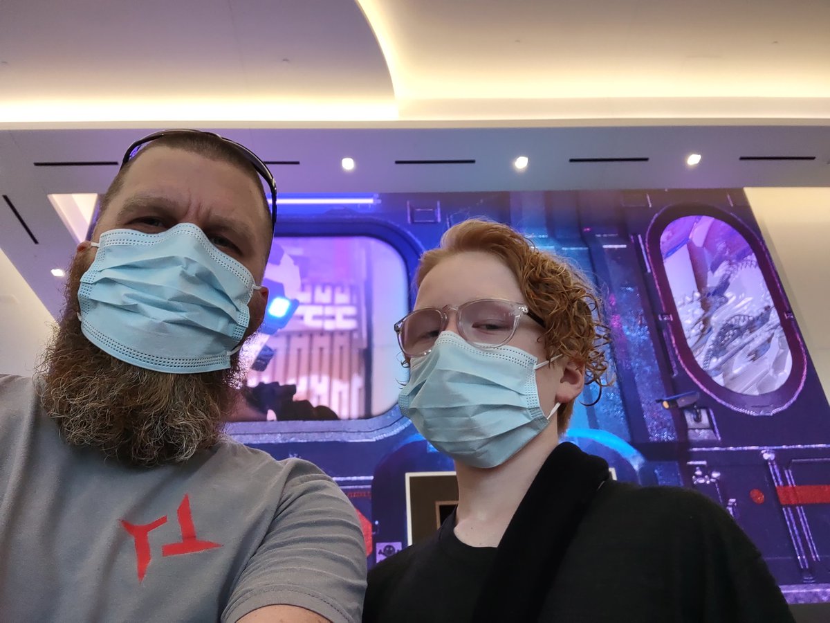 nevadaromsdahl's tweet image. First father child Defcon!! #DEFCON30 #Defcon2022