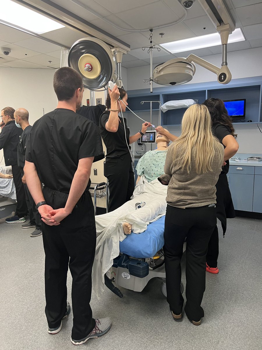 UFJaxEM's tweet photo. Today (and tomorrow) our residents and attendings are participating in The Difficult Airway Course! 

The skills stations include basic airway skills, video and direct laryngoscopy, pediatric airway management, cricothyrotomy, and fiberoptic-bronchoscopy-guided intubation. https://t.co/tfATwFTty2