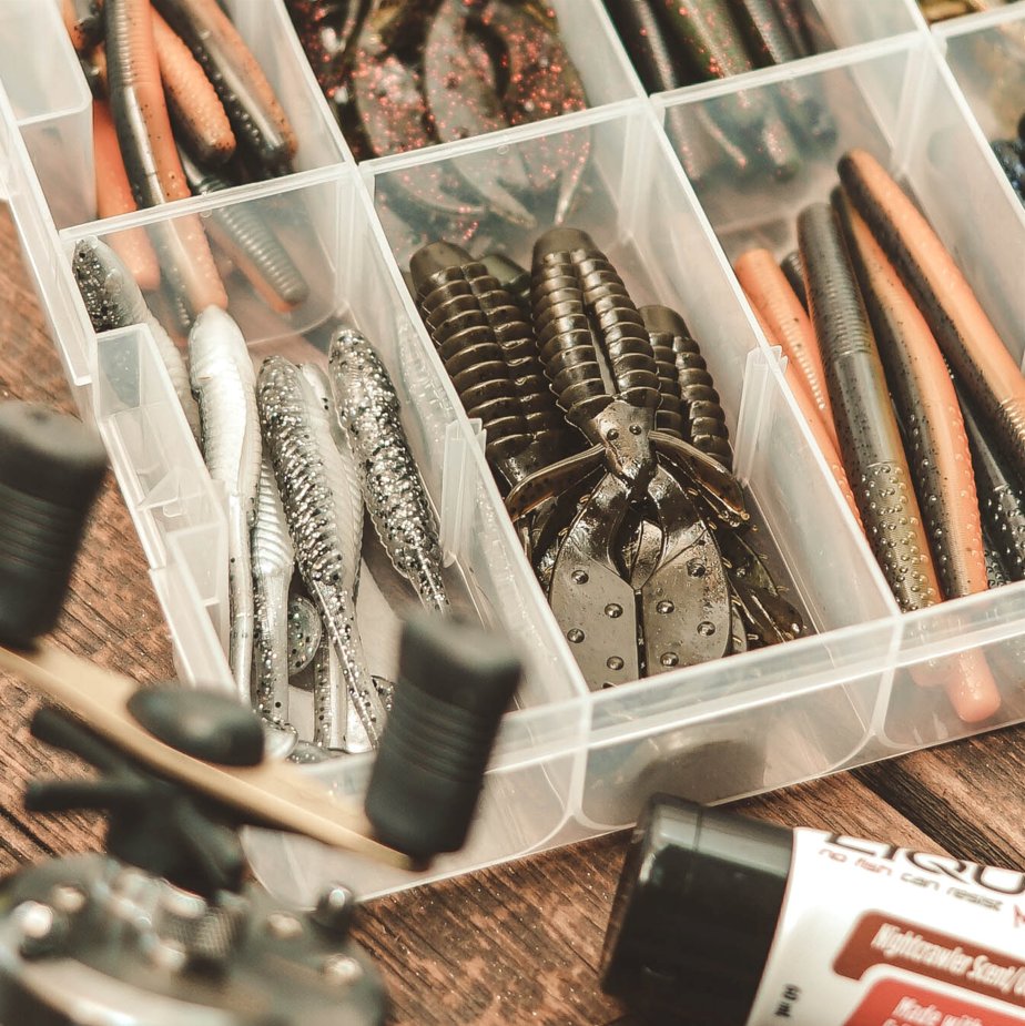 LiquidMayhem_'s tweet photo. Who's gearing up for the weekend already?
πΈ Show us your #MayhemCatch
#NoFishCanResist #LiquidMayhem
#MayhemBaitCo #OutFishEveryone #basstour #bassfishingtour #bucketmouth #largie #largemouth #largemouthbass #greenbak #grosshog #fishing #angler #fishingtrip #catchfish https://t.co/lcERTV78tg