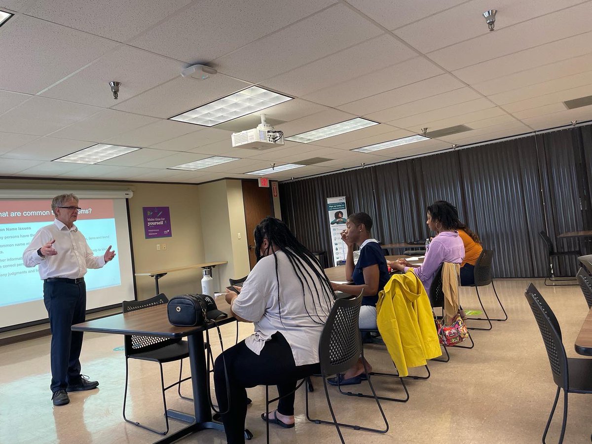 DeeBoydBroker's tweet photo. Knowledge is power! CE Class on real estate titles. Let's Go Rockstars and thank you Southern Title for hosting #continuinged #CEclass #rockstarrealtors https://t.co/LNrNJoQu20