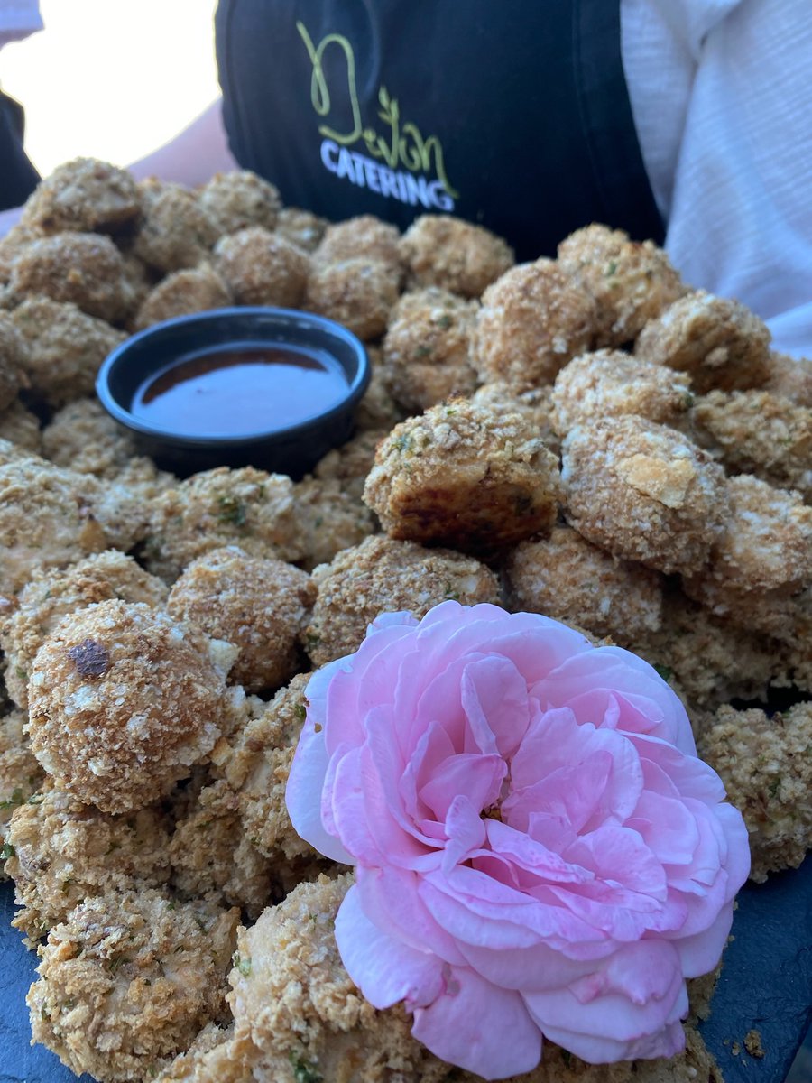 One of our favourite to make and a sure fire hit with wedding guests are our very tasty mini fish cakes with a sweet chilli dipping sauce. Our fish is freshly supplied to us from the amazing guys at Appledore. Served at a recent wedding <a href="/AshBartonEstate/">Ash Barton Estate</a> 
#Devon #wedding #catering