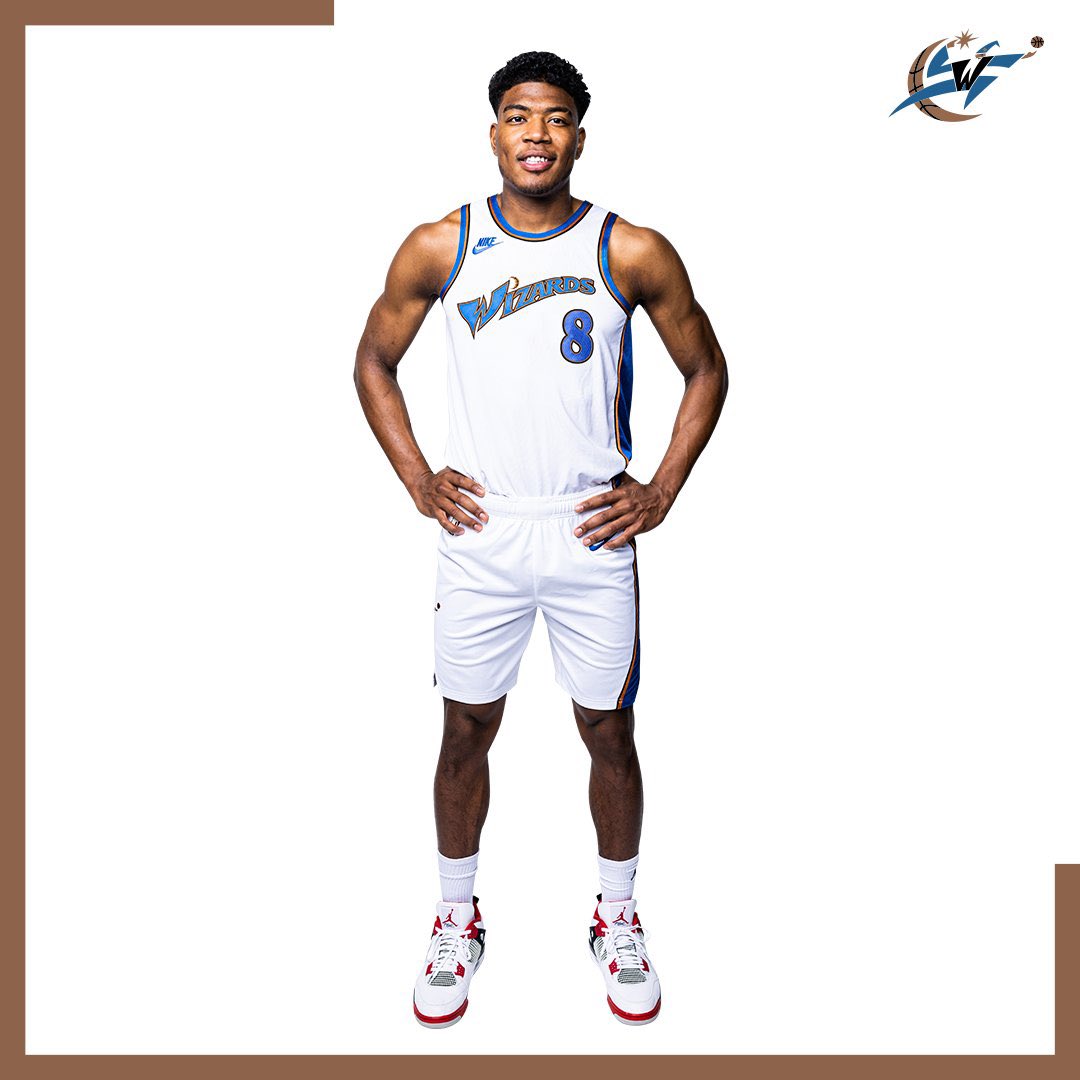 Mo Mooncey tweet media