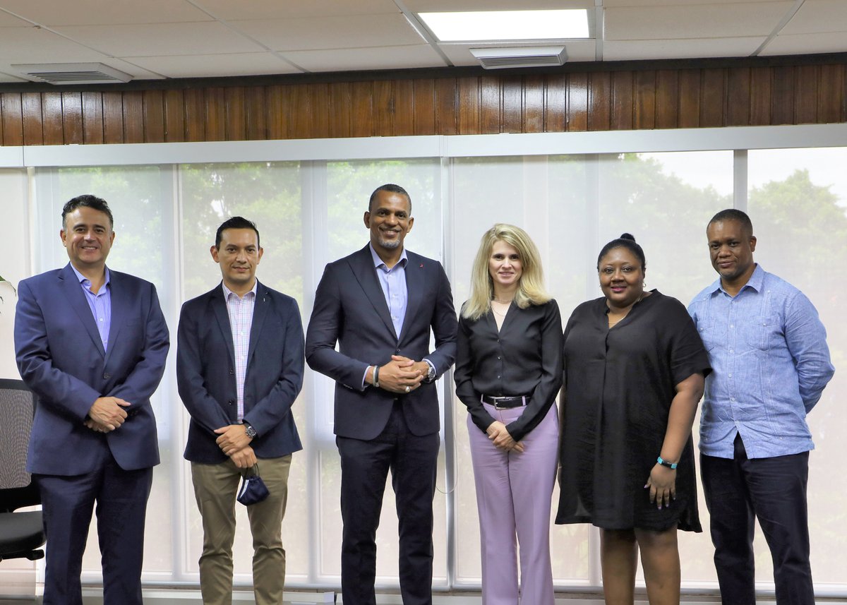 Caribank's tweet image. Yesterday, CDB’s senior management met with @BIDInvest’s Division Chief, Infrastructure and Energy, Elizabeth Robberechts to discuss partnership opportunities supporting the private sector in joint member countries. 

#partnerships4development