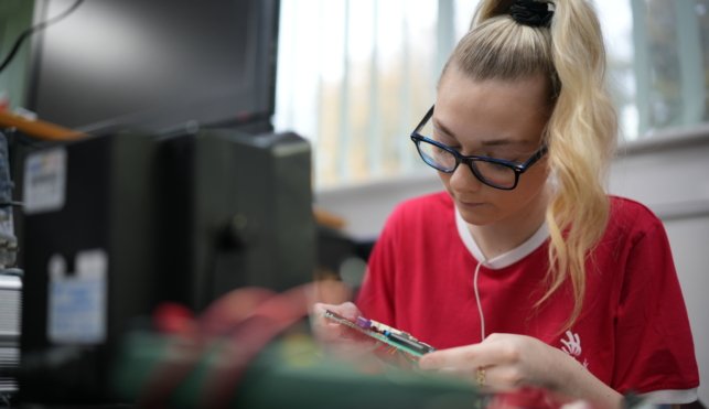 A productive economy requires a diverse high-quality workforce that challenges gender stereotypes. Our Competitor Support Fund also supports women and girls who are competing in under-represented sectors, including construction and engineering. bit.ly/3PcR5YM