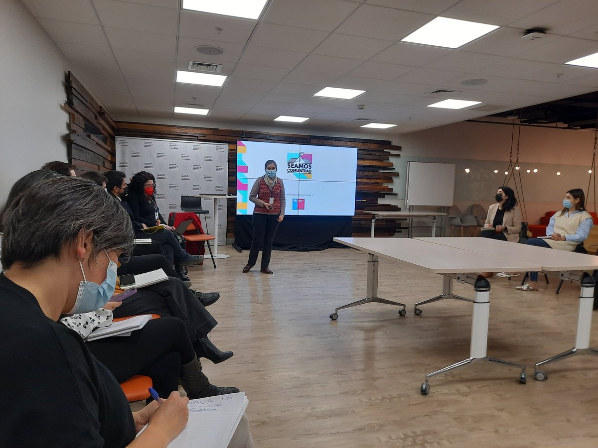 Iniciamos desde <a href="/AC_educacion/">Acción Colectiva por la Educación</a> una reunión de trabajo con el equipo de Seamos Comunidad de <a href="/Mineduc/">Ministerio de Educación</a>. La crisis de aprendizaje integral requiere la mirada y aporte de todos y todas; por eso nos ponemos a disposición como Acción Colectiva por la Educación