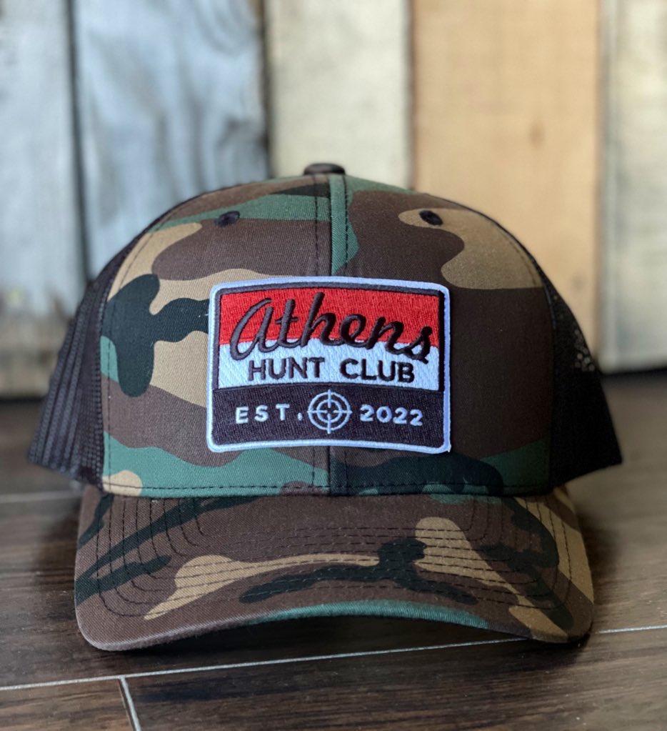 SevenSixApparel's tweet photo. 🦆GIVEAWAY TIME 🦆

✔️Must be following this account. Retweet AND Like for your chance to win this beautiful Athens Hunt Club camo trucker hat!

https://t.co/d4v3cQWWiG| #Athens https://t.co/ngULt64Y5b