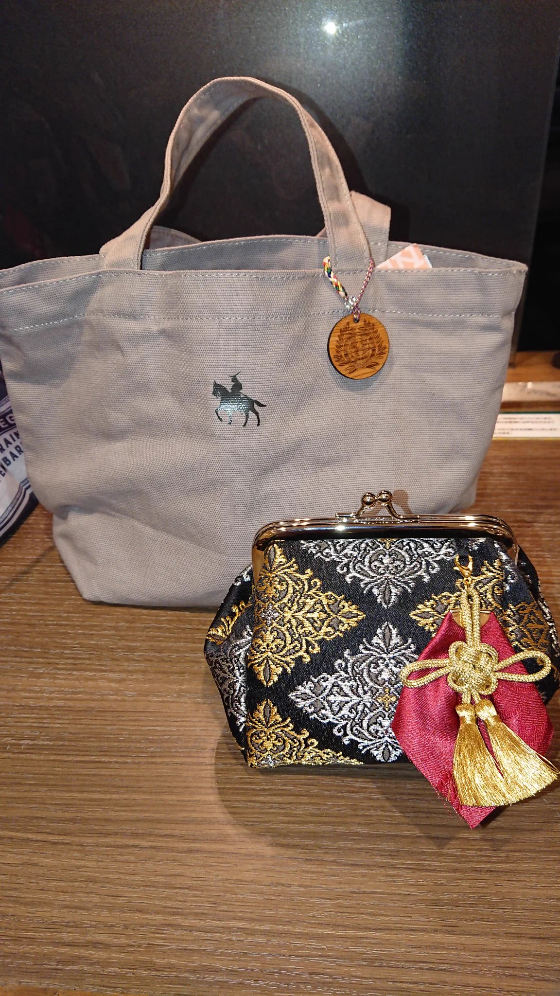 @wetanddry0000sm 持ってます〜💕
買った場所も一緒〜(*^^*)❣ 