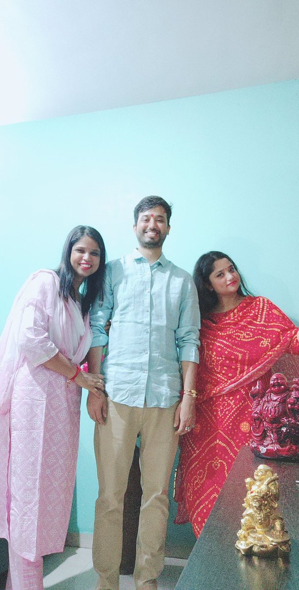 #HappyRakshaBandhan 
In pics -- Bhai,Papa,Kush and my elder sister ♥️

Festivals of India 💕 #thursdayvibes #rakhicelebration