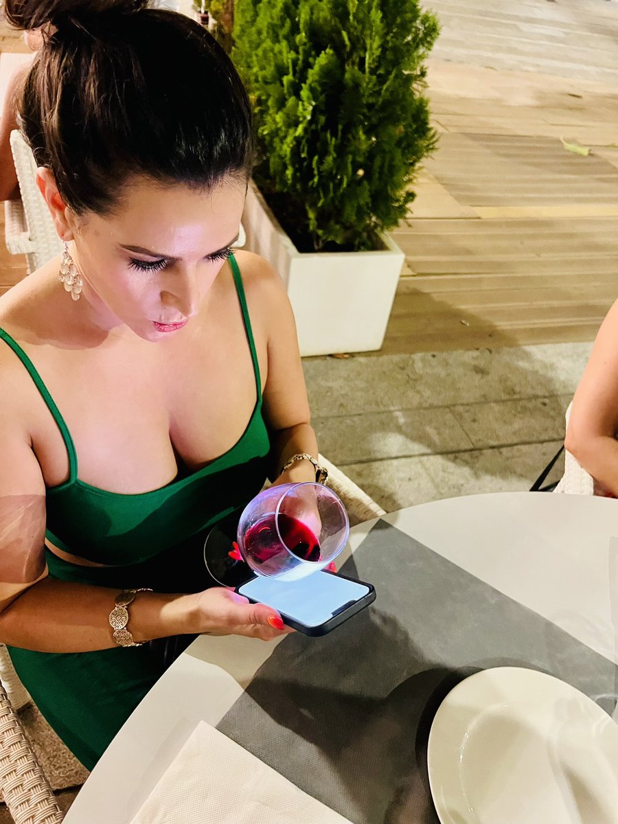 WineLightApp's tweet photo. Wine Light being used in Ibiza!
#Ibiza #Tempranillo #graciano #priorat #Barcelona #sansebastien #Spain #WINELIGHTapp https://t.co/OPoZGRWV4j