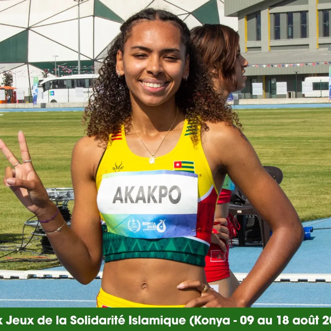 LidiBessi's tweet photo. Mes chaleureuses félicitations à notre compatriote #NaomiAkakpo qui vient d'offrir une médaille d'argent🏅 au #Togo🇹🇬 aux 5èmes Jeux de la Solidarité Islamique, @2021Konya.
Mes encouragements à tous les autres athlètes.
En toute espérance pour la Patrie🇹🇬

@GouvTg
@cnotogofficiel https://t.co/yJD9pyUBdC