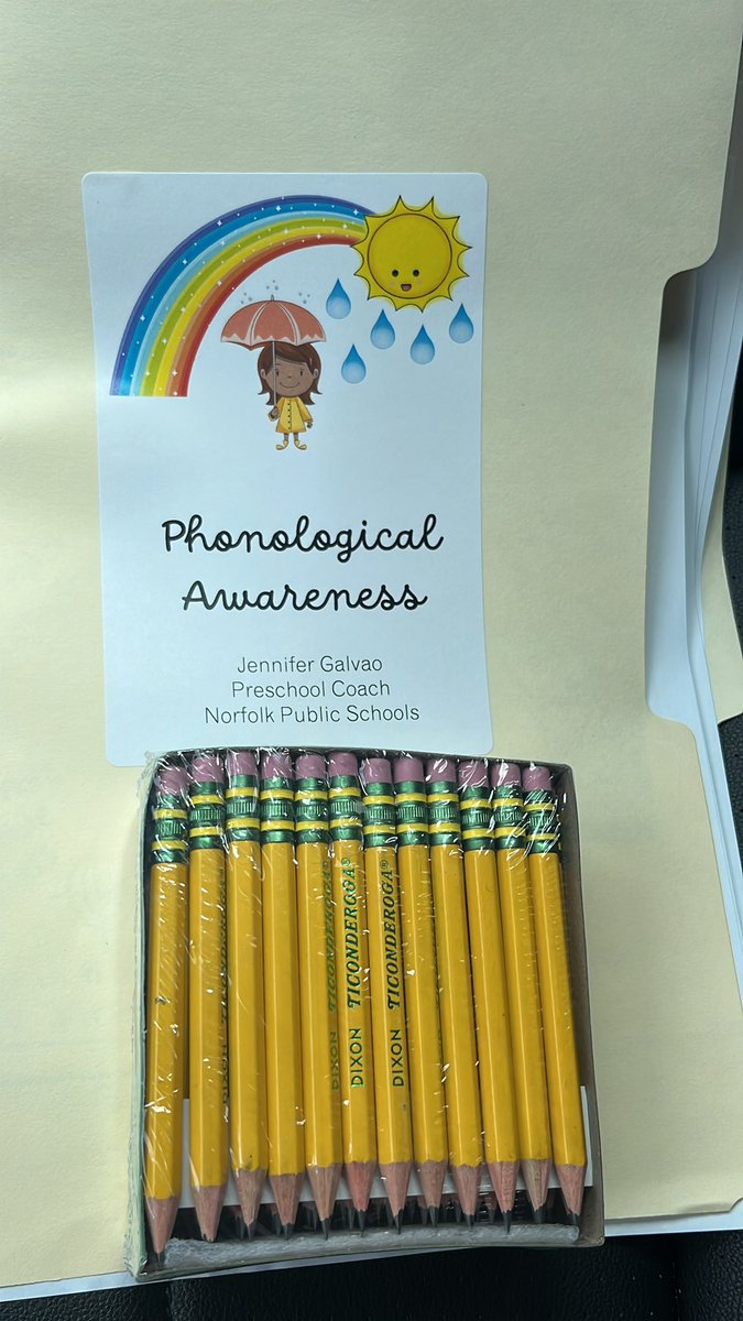 MaeleahGrant's tweet photo. Adding this to the list of #thingsiwishiknew before. Thank you so much for the PD today! ❤️ @the_beach_teach @PreKProps @NPSchools https://t.co/Jfo2FlpGcb