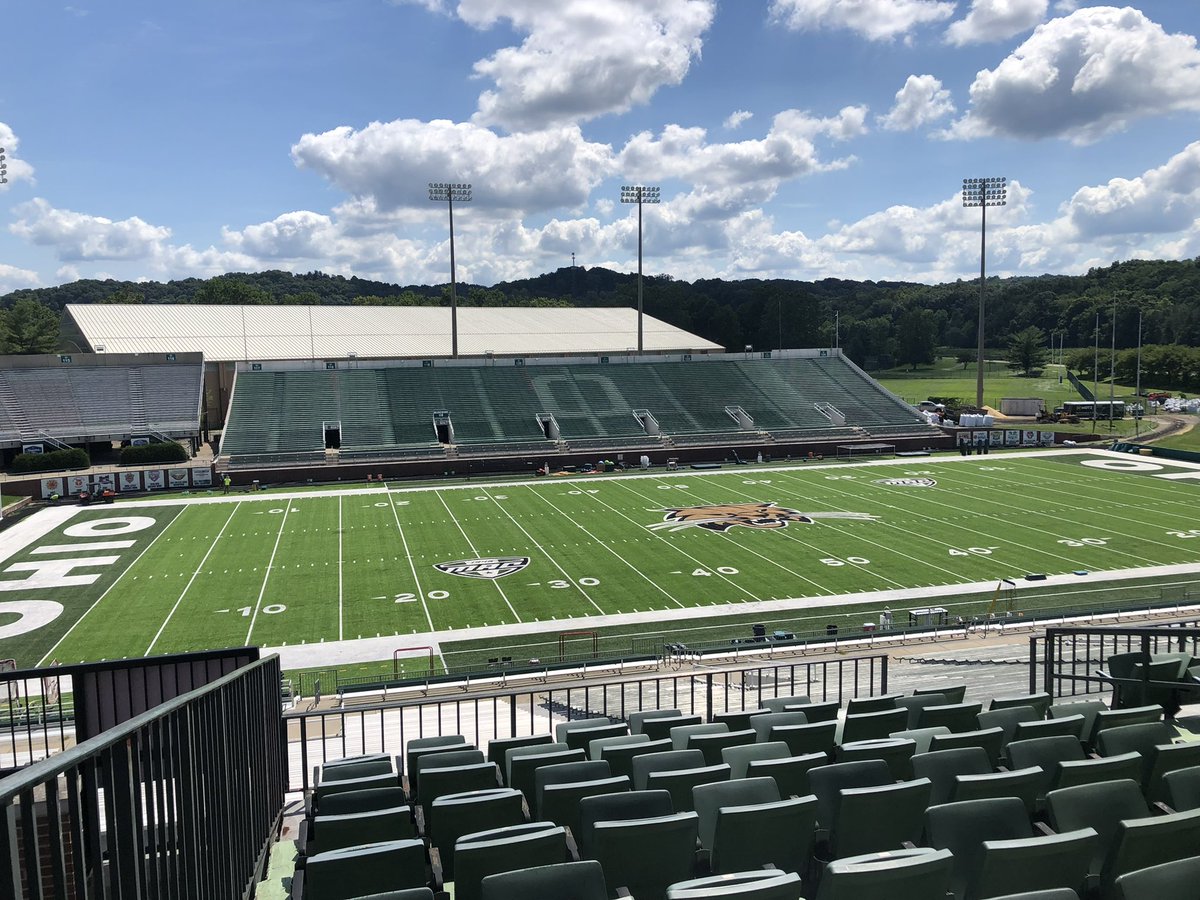 OhioBobcats's tweet photo. 😻😻😻 https://t.co/8Crp7D84Rw