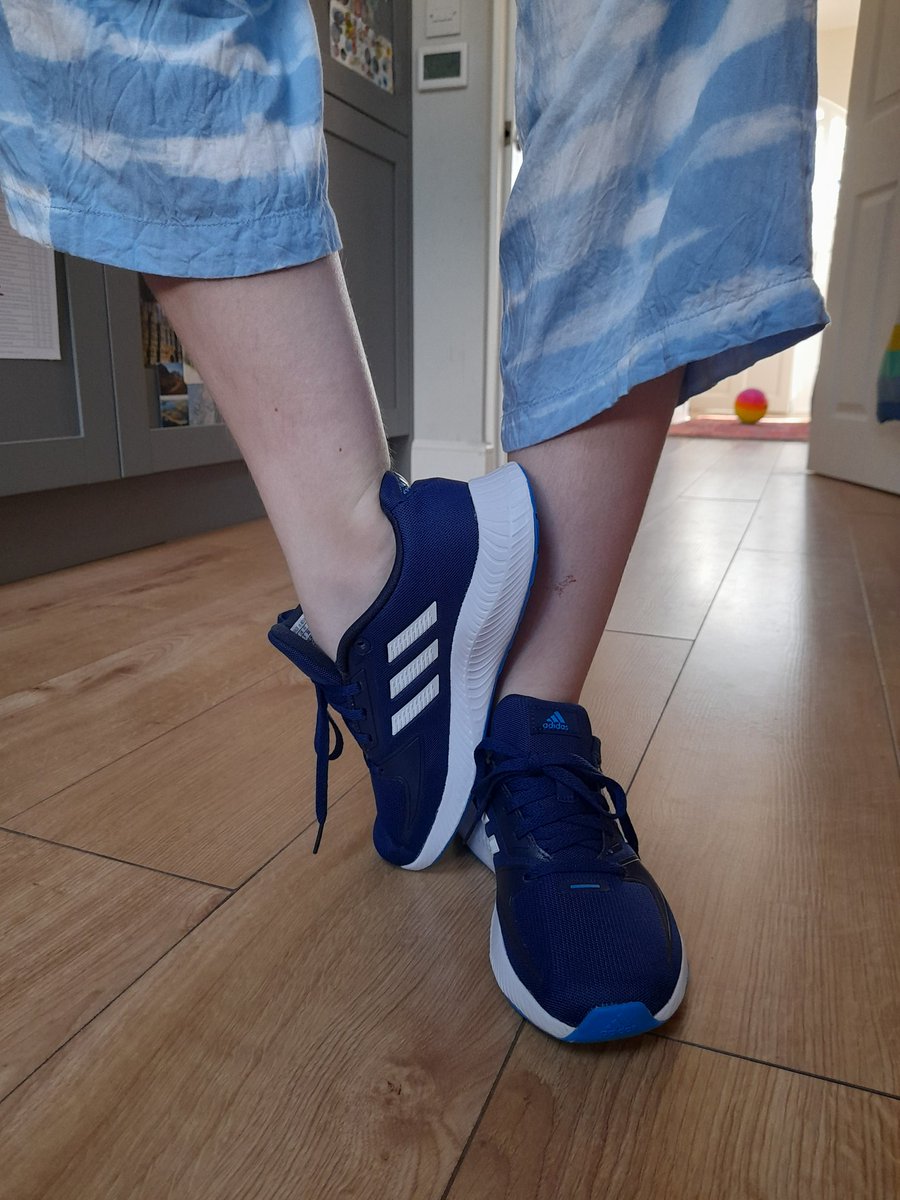 Frustrated w/shops that all trainers our girl likes are in the "boys" section. But proud of her for getting the ones she wants &amp; telling the shop how unfair it was that most of the "girls" trainers were flimsy/pink. Come on <a href="/sportsdirectuk/">Sports Direct</a> it's 2022! <a href="/adidas/">adidas</a> do better please.