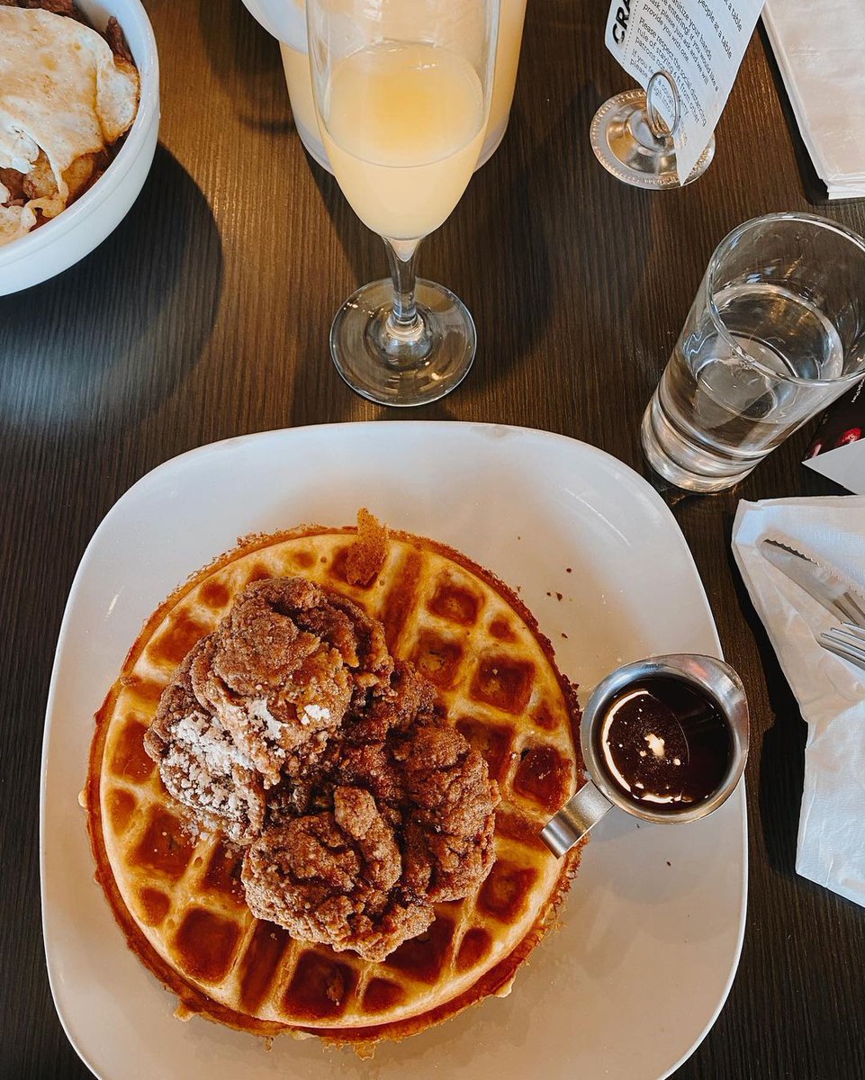 craftedstl's tweet photo. Have you ever been craving something sweet but also savory at the same time? We think you should be able to have both. Our house made waffles and fried chicken with house buffalo honey and powdered sugar will satisfy that craving 😉 jillianeatsstl on IG

#STLbrunch https://t.co/ngvp5iRf2d