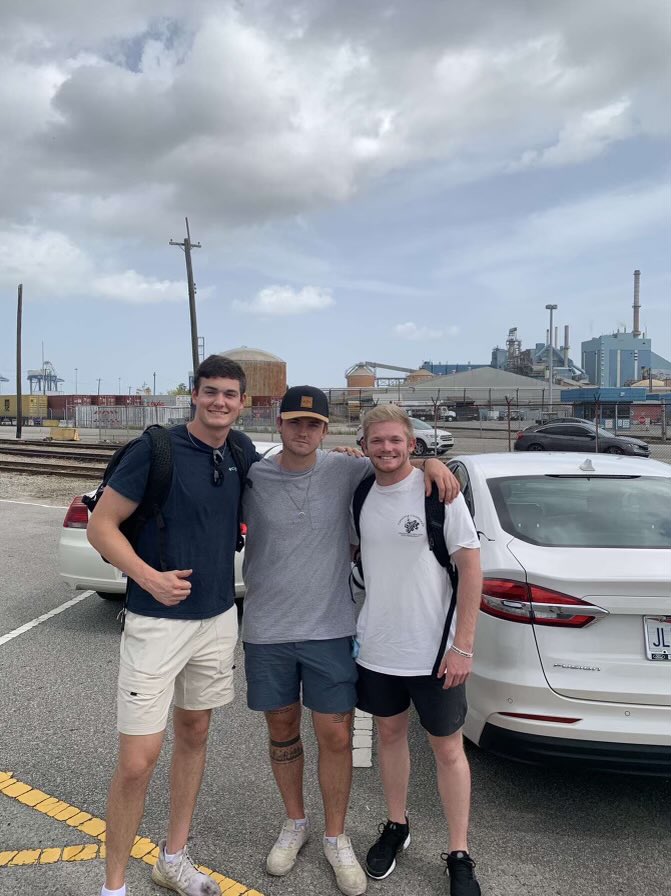 Why come to USMMA? B/c our baseball team is more than a team it’s a Family! Here you see 2 of our 3rd class-men w/ Alumnus ⁦<a href="/quintonheck/">Quinton Heck</a>⁩ as they pull into port in Charleston. Our bonds are real on &amp; off the field! we promote UNITY in our program &amp; throughout #OURAcademy