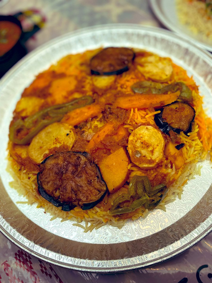 lolol202020's tweet photo. مساء الخير من مقلوبة الطيبين 
فرع الصحافه تجربتنا ٣ انواع مقلوبة دجاج،برياني لحم ،مربين لذيذة ومع الدقوس رهيب🤤 شغلهم مرتب وخدمتهم سريعة 😍
وعندهم خصم 30% بفرع الصحافه 👏🏻
•متواجدين بتطبيقات التوصيل : مرسول ، هنقرستيشن ، جاهز ، ذا شيفز 
📱حمل تطبيق مقلوبة الطيبين 
⬇️ https://t.co/hA7qlInNup