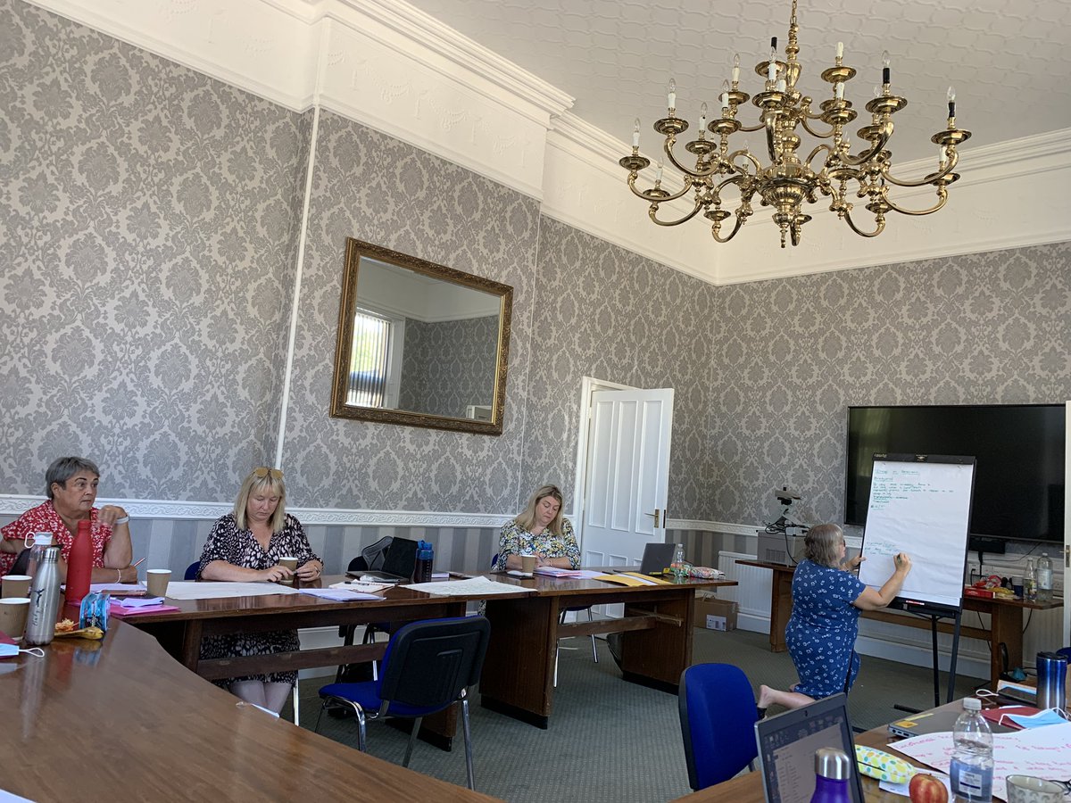ClareShears1972's tweet photo. Great day planning for the future of our school nursing service in CTM!! Great work everyone, exciting times ahead. @snaveeel1 @NurseGregDix @SuzanneHardacr1 https://t.co/kzr3LYtDWq