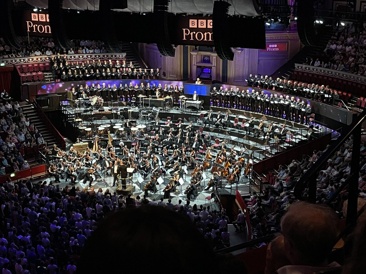 Had a wonderful time last night performing at the BBC proms for the first time. Pleasure to sing with the <a href="/BBCSO/">BBC Symphony Orchestra & Chorus</a> (BBC Symphony Orchestra and Chorus) to a packed-out Albert Hall!