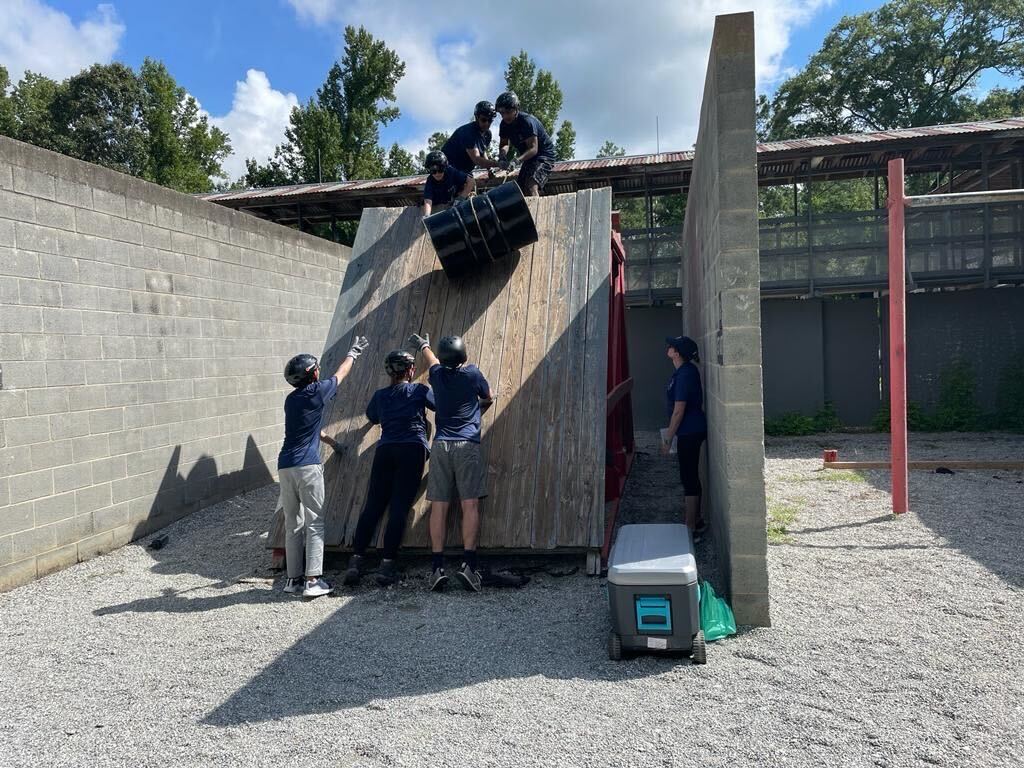 EmoryGoizueta's tweet photo. In the heat of July, Goizueta's class of 2024 Full-Time MBA cohort gathered at Fort Benning to participate in the Leadership Reaction Course with a full day of putting their team and leadership skills to the test. Check out these photos from the day! #FTMBA #leadership #MBA https://t.co/AoDC5ibXKA