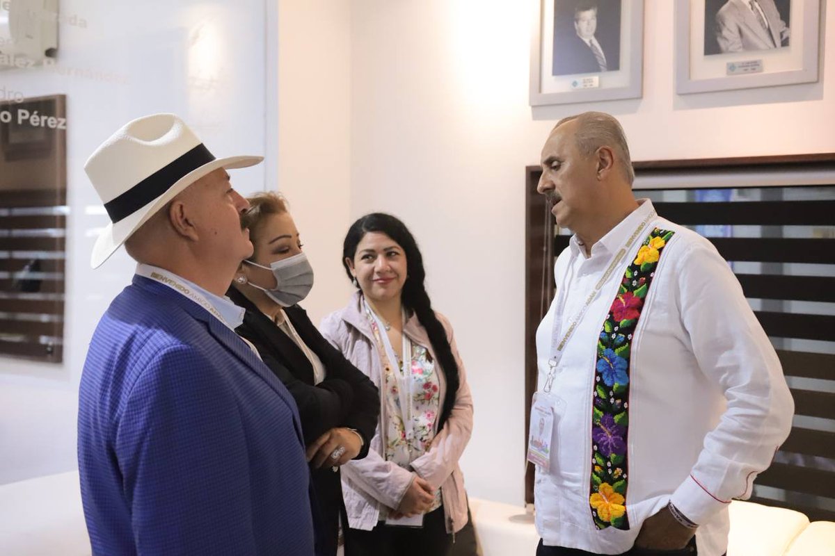Sergio Martín Castellanos (@soysergiomartin) on Twitter photo Envío una felicitación al gobernador de Tabasco, <a href="/cmmerino/">Carlos Manuel Merino Campos</a> hoy en su cumpleaños. ¡Felicidades! Envío una felicitación al gobernador de Tabasco, <a href="/cmmerino/">Carlos Manuel Merino Campos</a> hoy en su cumpleaños. ¡Felicidades!