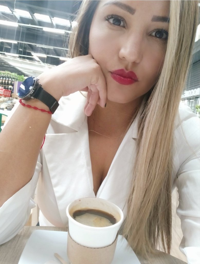 MissNegritu's tweet photo. #CoffeeTime ☕
Feliz jueves 💕💞✨ https://t.co/rcbqyZNRaN
