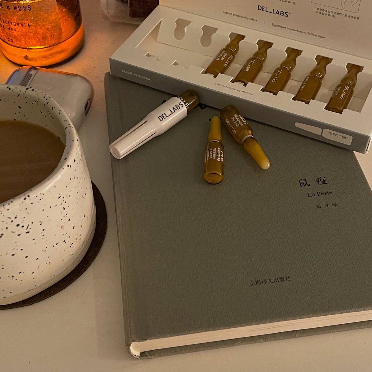 Dimplesmoe's tweet image. Enjoying quiet evenings alone
Putting aside the fatigue of the day, reading a book, listening to a song, enjoying the moment