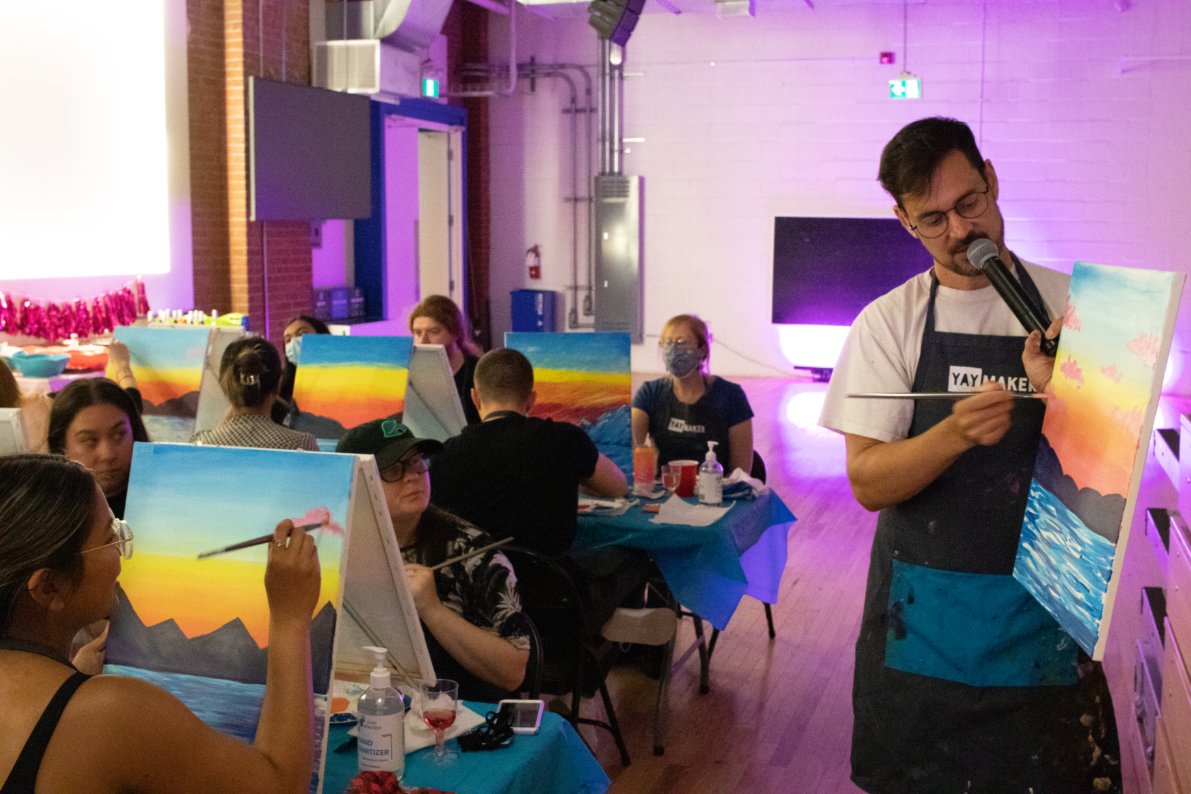 UbisoftToronto's tweet photo. 🎨 We put our painting caps on and created some masterpieces! 

🤩 For our very first AFK Creative, we went for Paint Nite, an instructor-led session that gave us tons of artsy feels. 

😉 Want to get in on the fun? Join the team ➡ https://t.co/EyvovlsiOX https://t.co/ulaaplCVhW