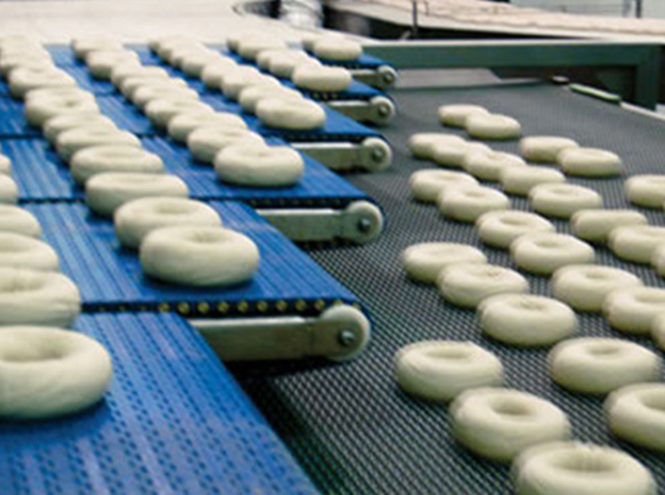 Kleenline offers positioning and feeding devices and conveyors to complement your sanitary product handling system while increasing line efficiency. Want to know the key to keeping your line moving smoothly? Read more here: 
bit.ly/33z6gG2