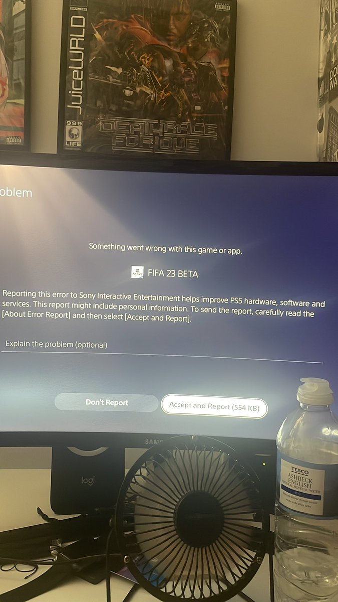 liam31626017's tweet photo. Got the fifa23beta can’t even load in without this happing https://t.co/XIGtjqK0yH