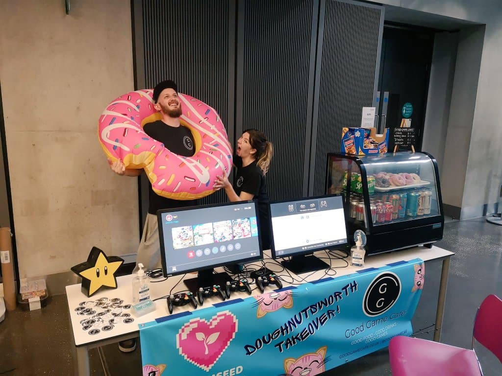 GoodGameCaf's tweet photo. THIS TIME LAST WEEK 🍩 Can't believe it's been a whole week since #gscon22! Had a blast with @StreamseedGG already been chatting to Mr Doughnutsworth about what trouble we can cause at the next event!
REMINDER - closed today as at a lovely wedding but
see you all next week! https://t.co/5ZtR8umzL9
