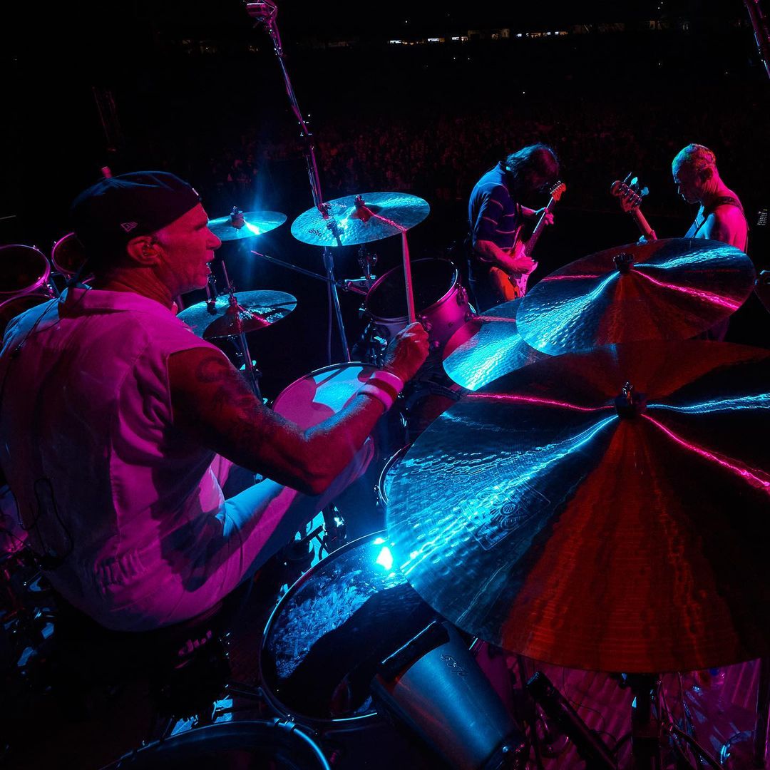 ChiliPeppers's tweet photo. Thank you Atlanta. You are beautiful. ❤️ https://t.co/PacM5kcW9n