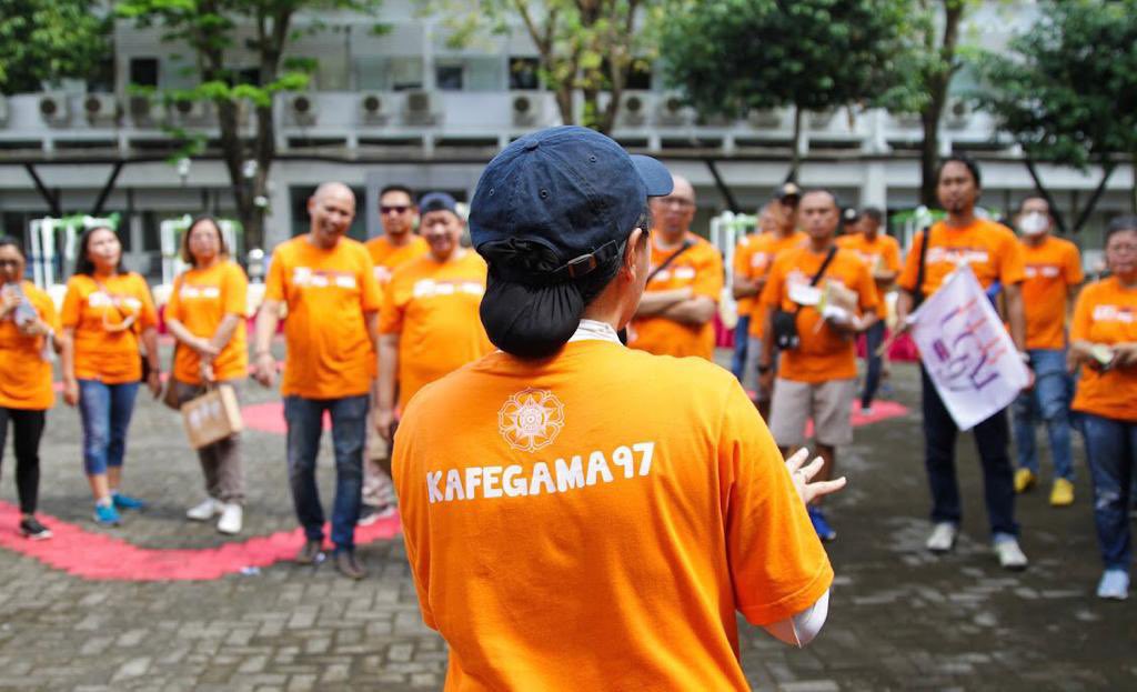 kafegama's tweet photo. Kafegama 97 baru saja mengadakan Reuni Perak Angkatan 97 #25tahunBersama, pada 6-7 Agustus 2022 di FEB UGM Yogyakarta. 

Acara yang diselenggarakan Kafegama 97 ini dihadiri 134 Alumni dari 3 jurusan.

#25KontribusiBersama #25pelaksanaanBersama https://t.co/ZcnIHslzfc