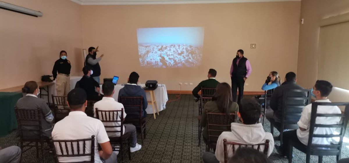 Desde el 2021 se imparten capacitaciones a empresas de seguridad Privada y a personal de la industria Hotelera de Durango para tener una mayor coordinación y brindar mejor servicio y seguridad a quien visite nuestro estado.