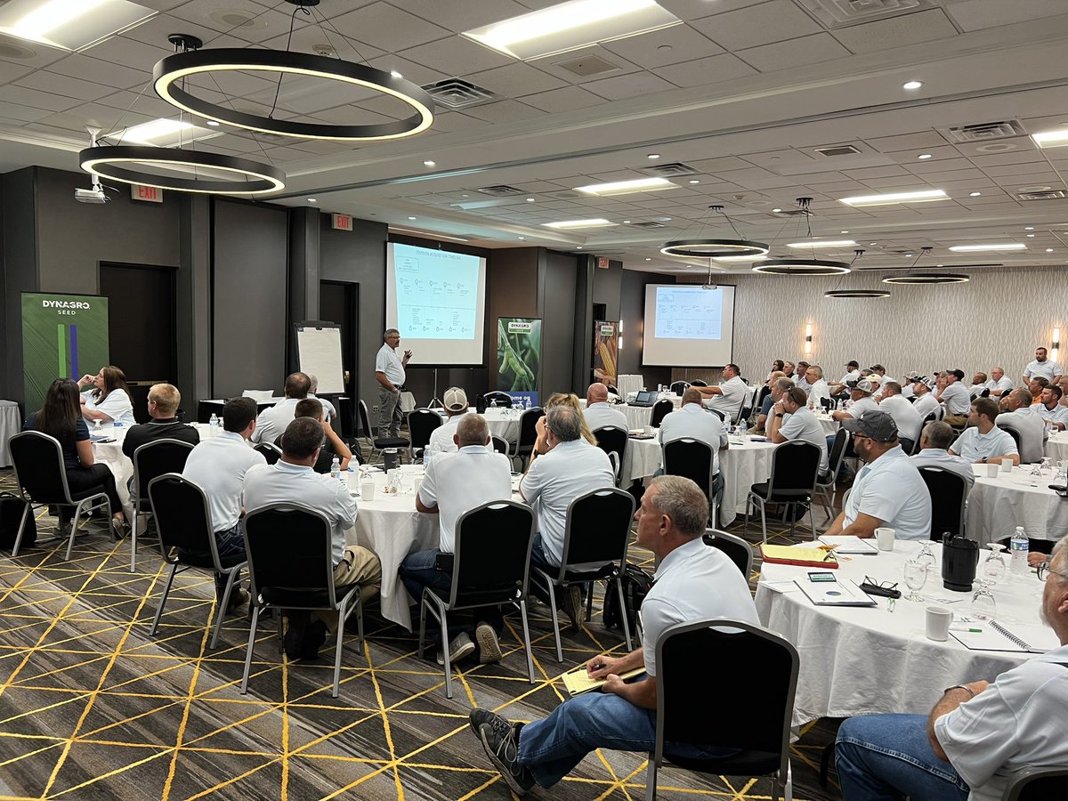 N. IL/WI Division Seed Kickoff meeting. Great meeting with a great group of people! <a href="/NutrienAgRetail/">Nutrien Ag Solutions</a> <a href="/DynaGroSeed/">Dyna-Gro Seed</a> <a href="/growloveland/">Loveland Products</a>