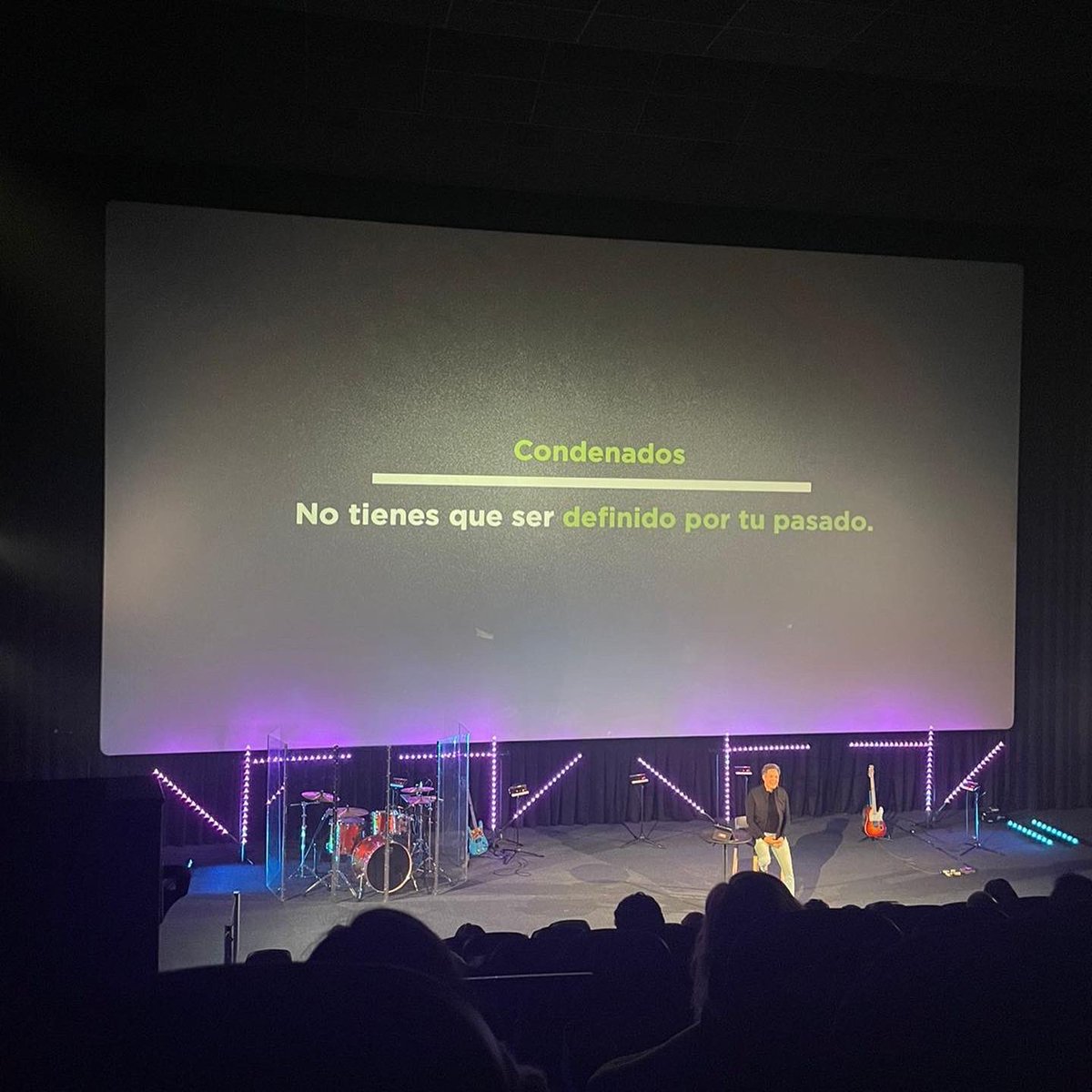 eulisesgil's tweet photo. La iglesia es para disfrutarla 😊

Cada ambiente de niños, jóvenes y adultos es un lugar seguro para explorar tu fe, hacer comunidad y crecer.

Nos vemos este Domingo en @VidaInCDMX https://t.co/qzttFmuj1C