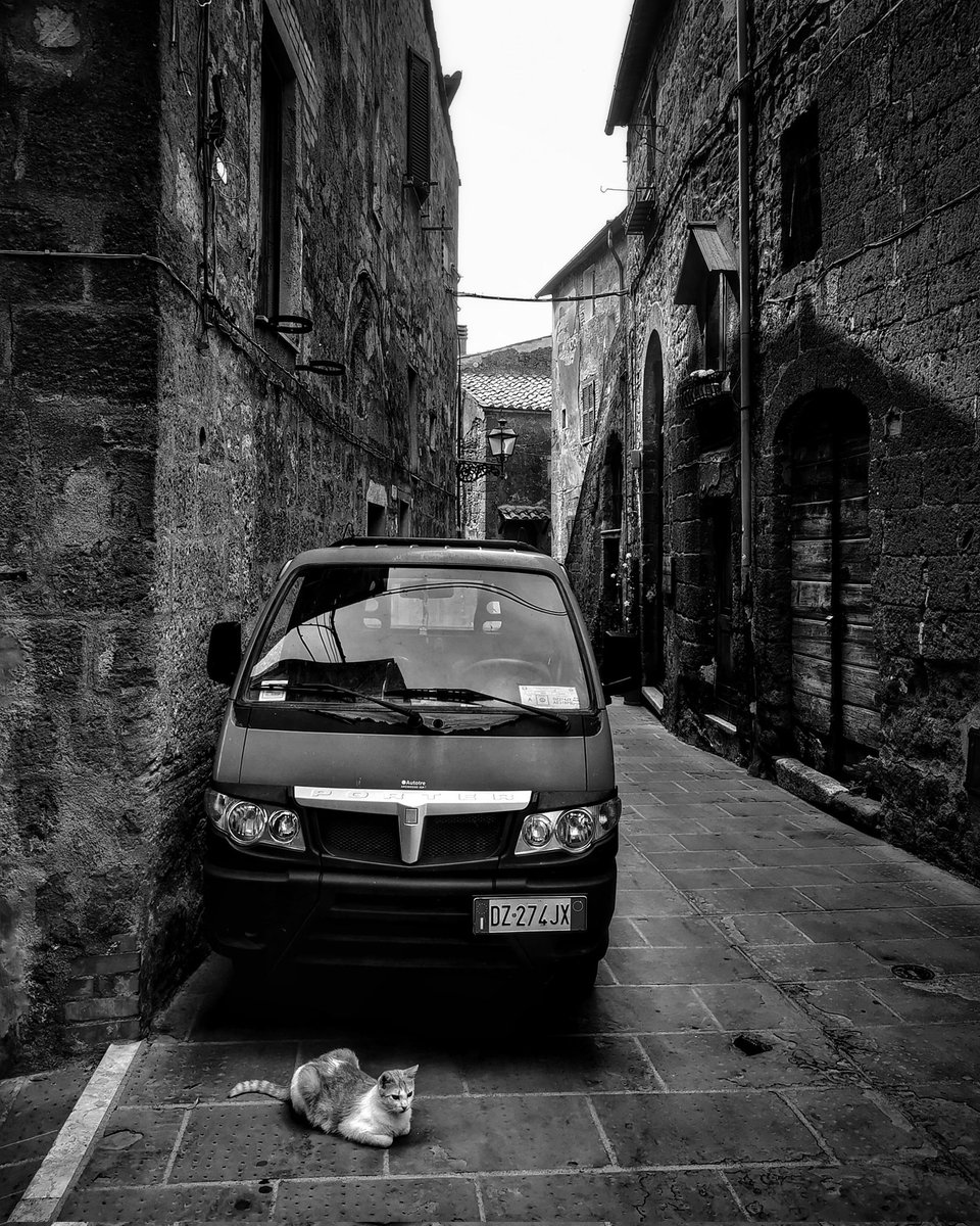 adrianaminunno's tweet image. La Toscana. Ogni collina un borgo. Ogni borgo una storia. Ogni storia un segreto da raccontare.

Fabrizio Caramagna
#pitigliano #sempreinviaggio