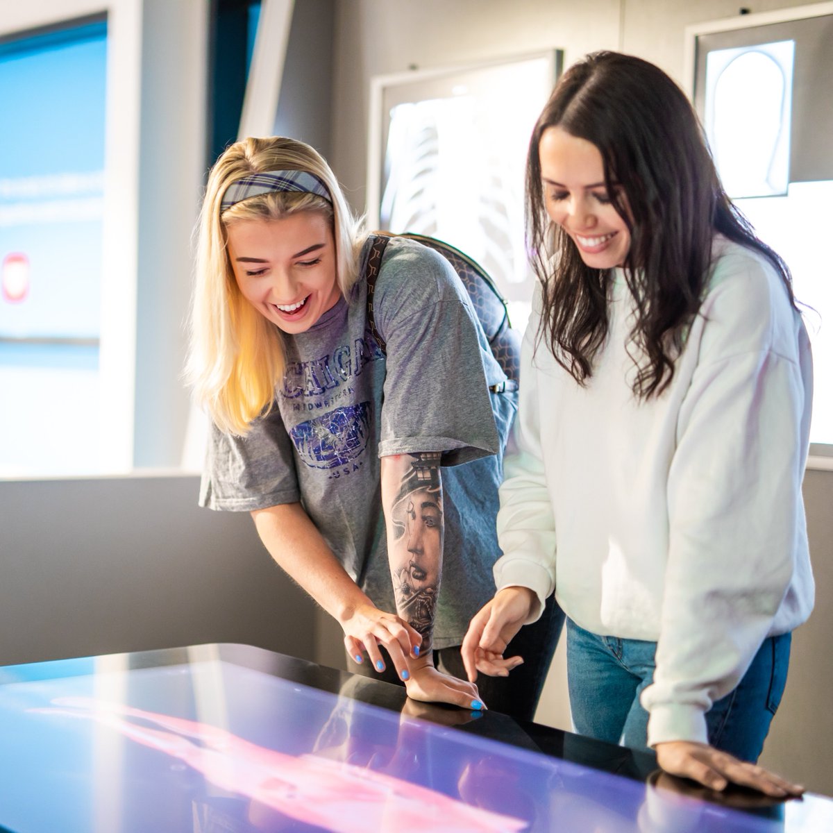 BelfastGiants's tweet image. 📢 GIANT opportunities! 📢

The Odyssey Trust (Belfast Giants, @SSEBelfastArena, @W5Belfast) is recruiting for:

📈 Marketing Manager (all)
🎙 Communications Executive (all)
💻 Administrator (Giants)
📋 Duty Manager (W5)
☕️ Cafe Crew (W5)

✍️ bit.ly/Careers_OTC