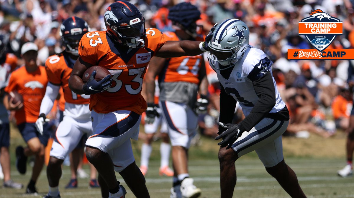 🚨 <a href="/javontewill33/">Javonte Williams</a> stiff arm SZN 🚨