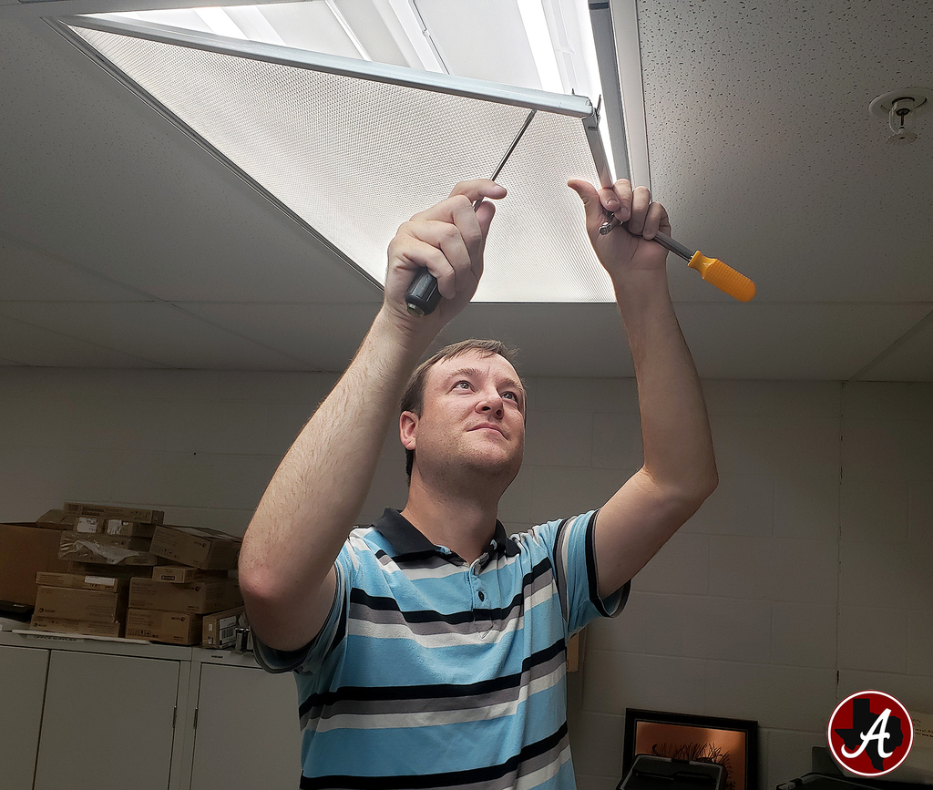ArpISD's tweet photo. Arp ISD is looking to hire two motivated individuals to help us take good care of our campus buildings, &amp; educational equipment for our students. We need a maintenance &amp; a custodial staff member.
APPLY: https://t.co/F6tYGo6aUD https://t.co/ILJkznVuKk