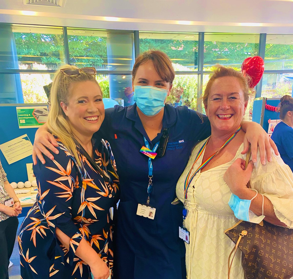 Anna Richardson tweet media